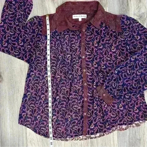 Chelsea & Theodore Women’s Sheer Long Sleeve Button Down Blouse Print Top Size L - Picture 6 of 7